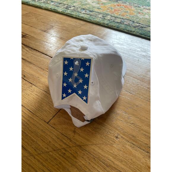 NWT Bioworld White Baseball Cap with Embroidered USA Logo - Picture 2 of 4